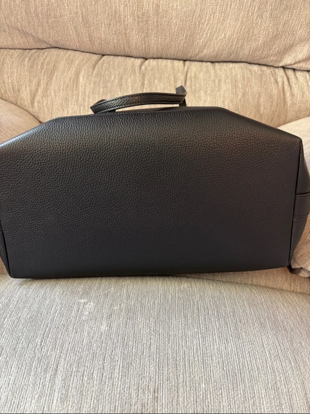 Burberry Black Leather Tote with Beige Plaid Interior - Picture 3 of 3